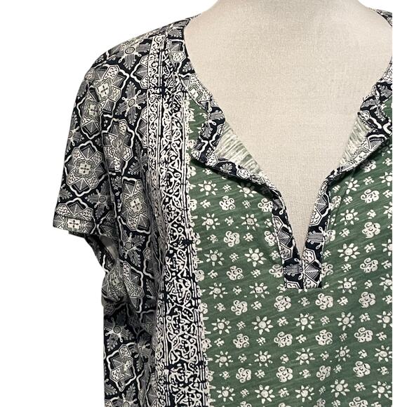 Lucky Brand Placed Scarf Knit Top Womens Large Blue Green Mixed Prints Boho Tee - Picture 2 of 7